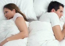 husband-and-wife-in-bed-separated-funny-indian-joke