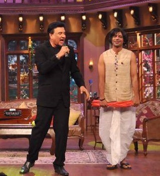 Gutthi-Sunil-Grover-Anu-Malik-Comedy-Nights-Kapil